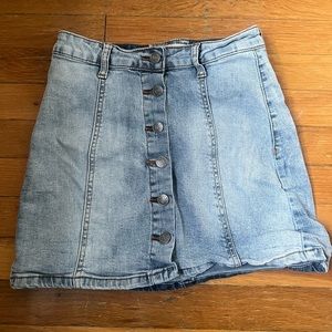 Jean skirt size small